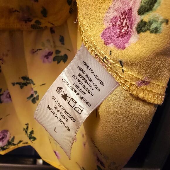 PLEIONE Floral peplum top size large - Picture 5 of 5